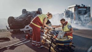At the scene of the truck accident: Paramedics are savinga life
